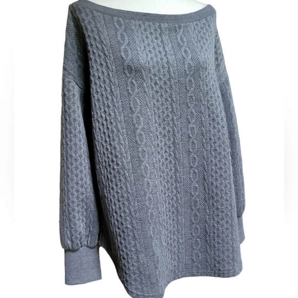 NWOT CABLE TEXTURE SWEATSHIRT - Picture 3 of 8